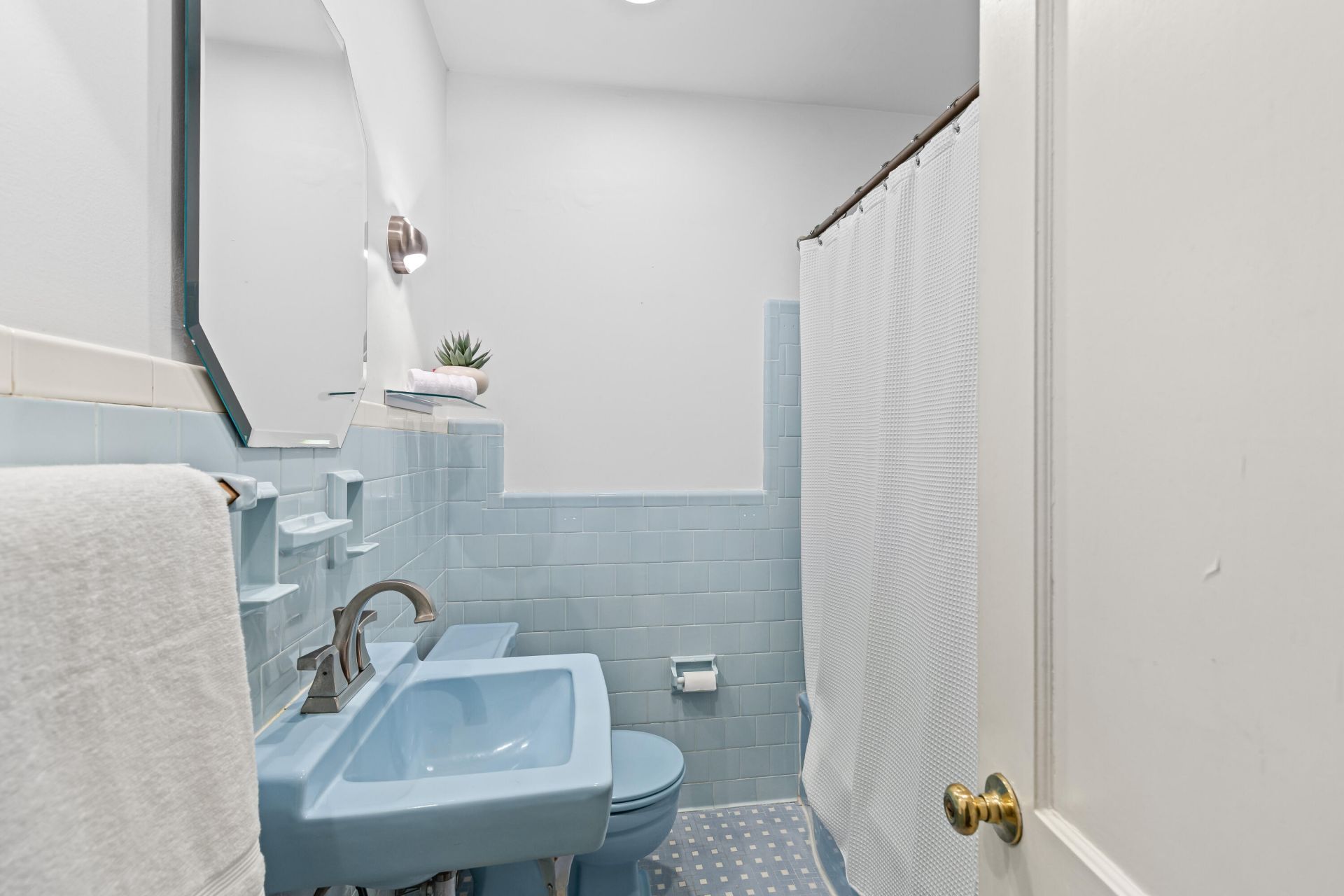 2169 Westrivers Road Photo 31