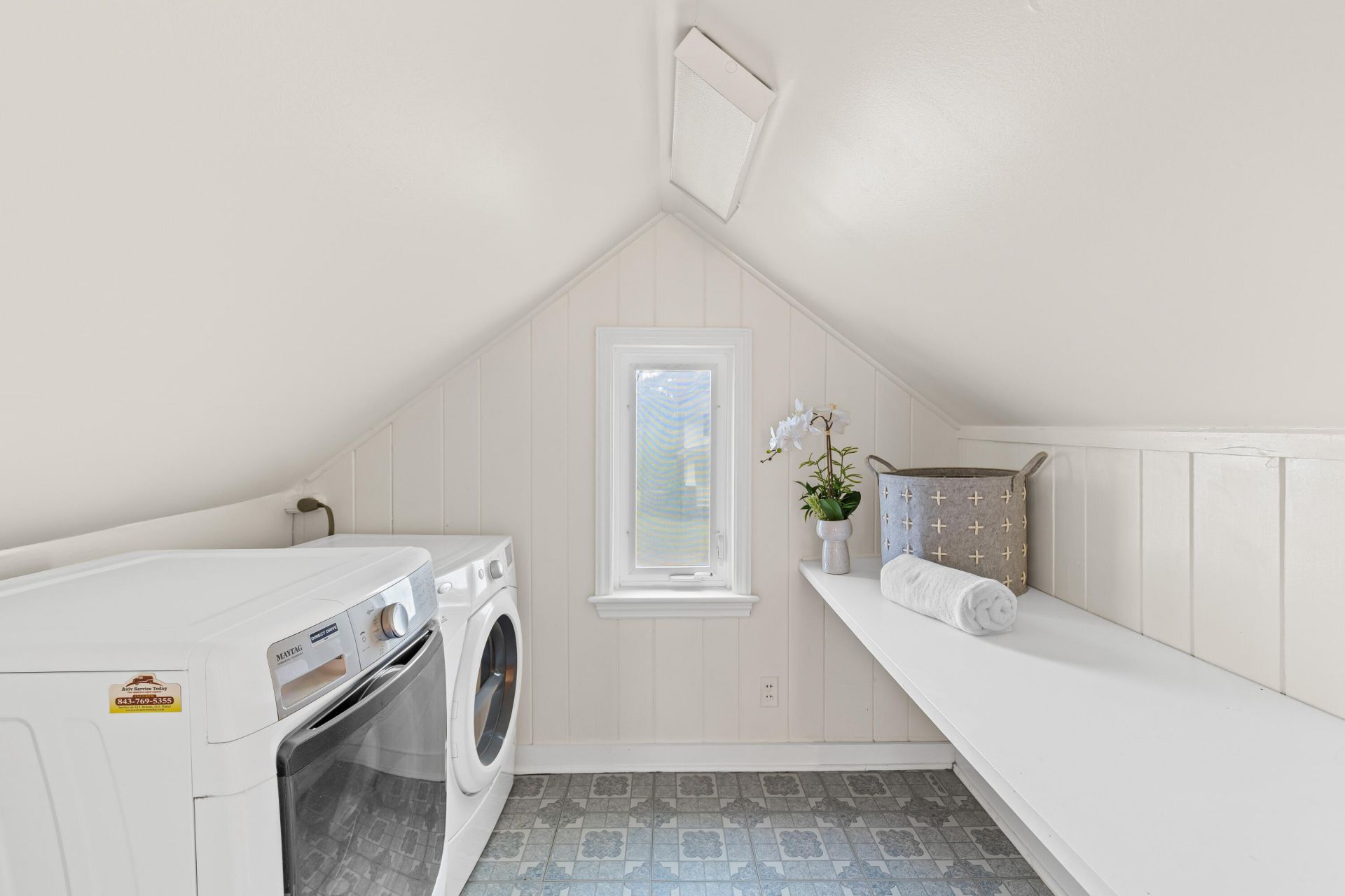 2169 Westrivers Road Photo 40