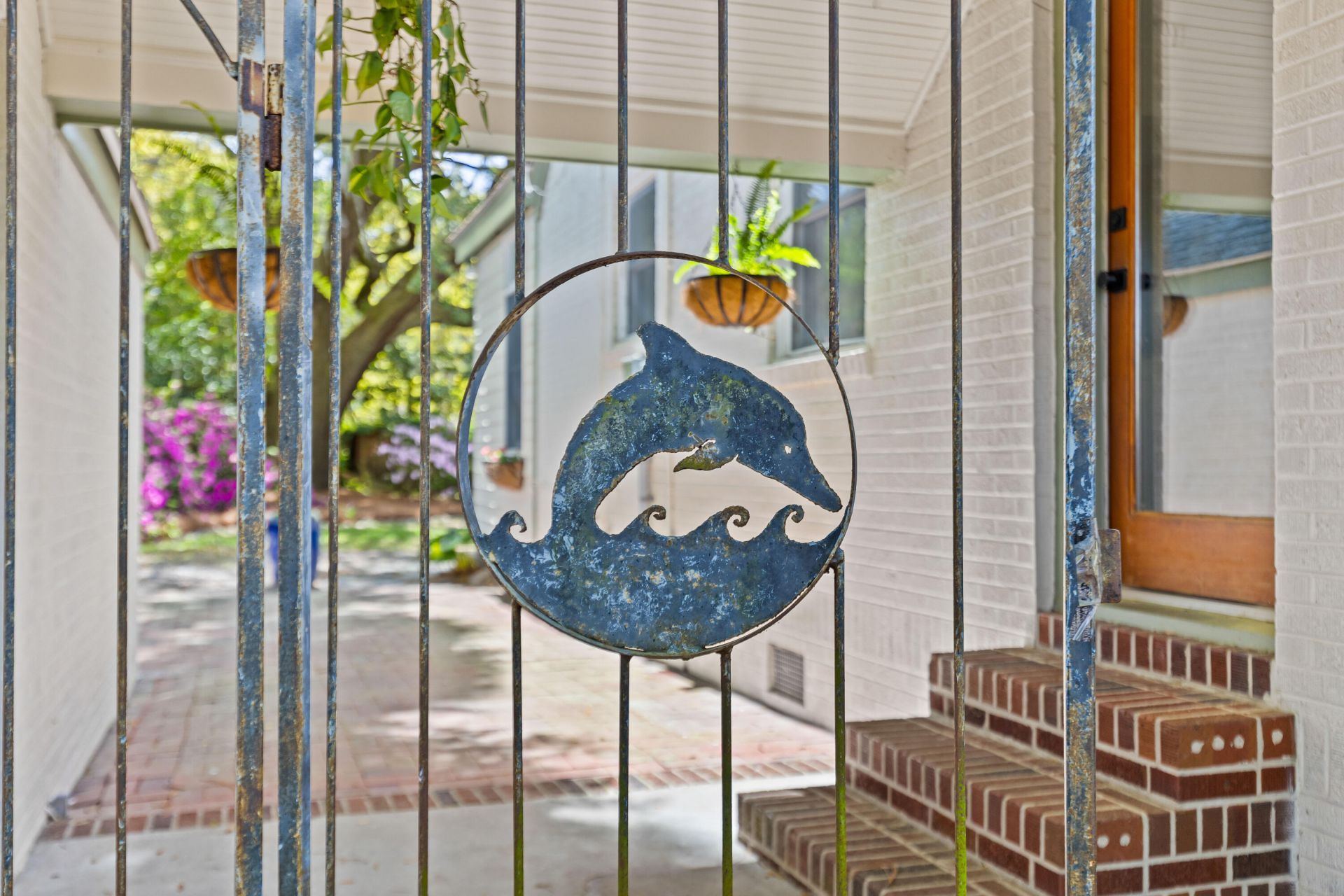 2169 Westrivers Road Photo 5