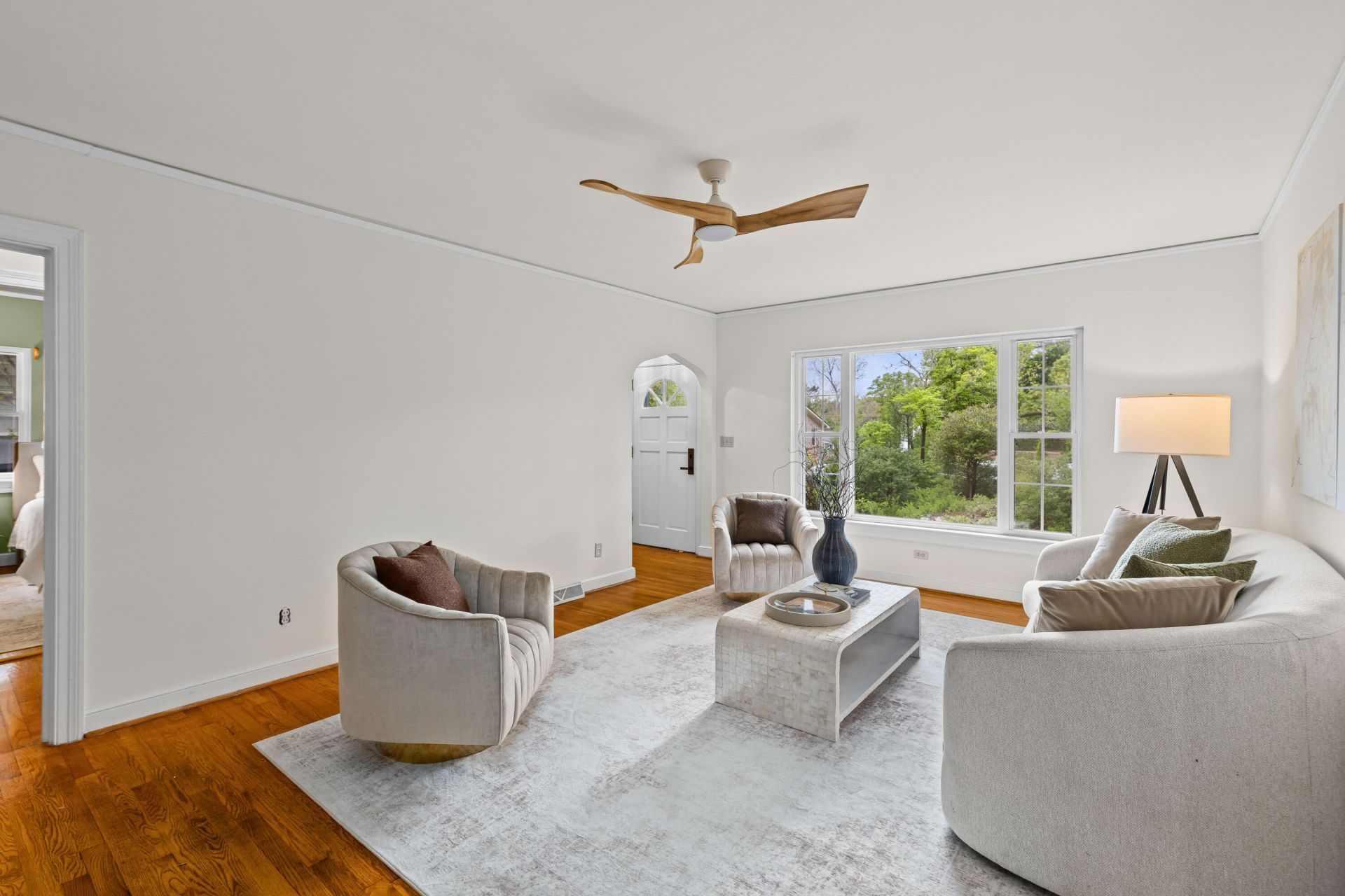 2169 Westrivers Road Photo 8