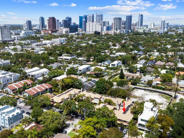 905 SE 12th Court, Unit 15, Fort Lauderdale, FL 33316