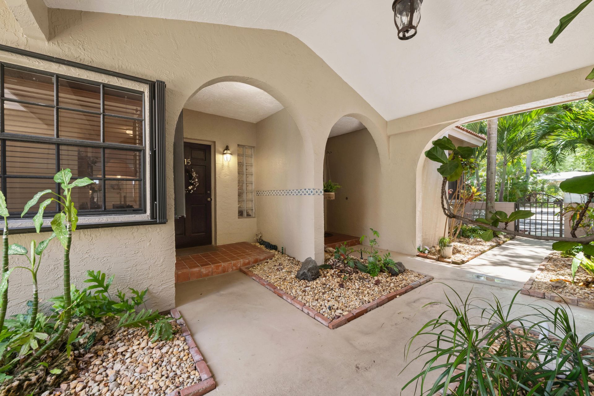 905 SE 12th Court, Unit 15, Fort Lauderdale, FL 33316 Photo