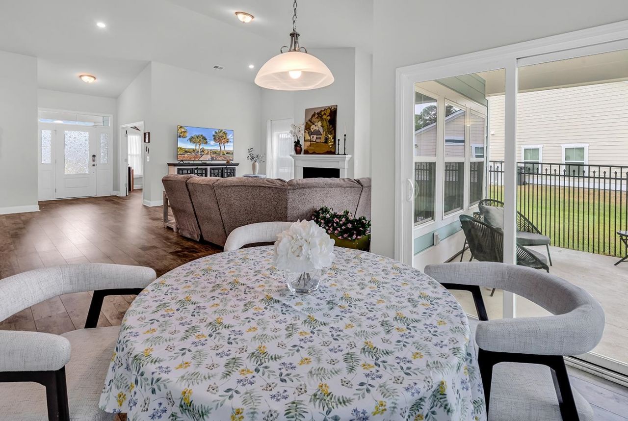 1207 Ficus Dr. Photo 12