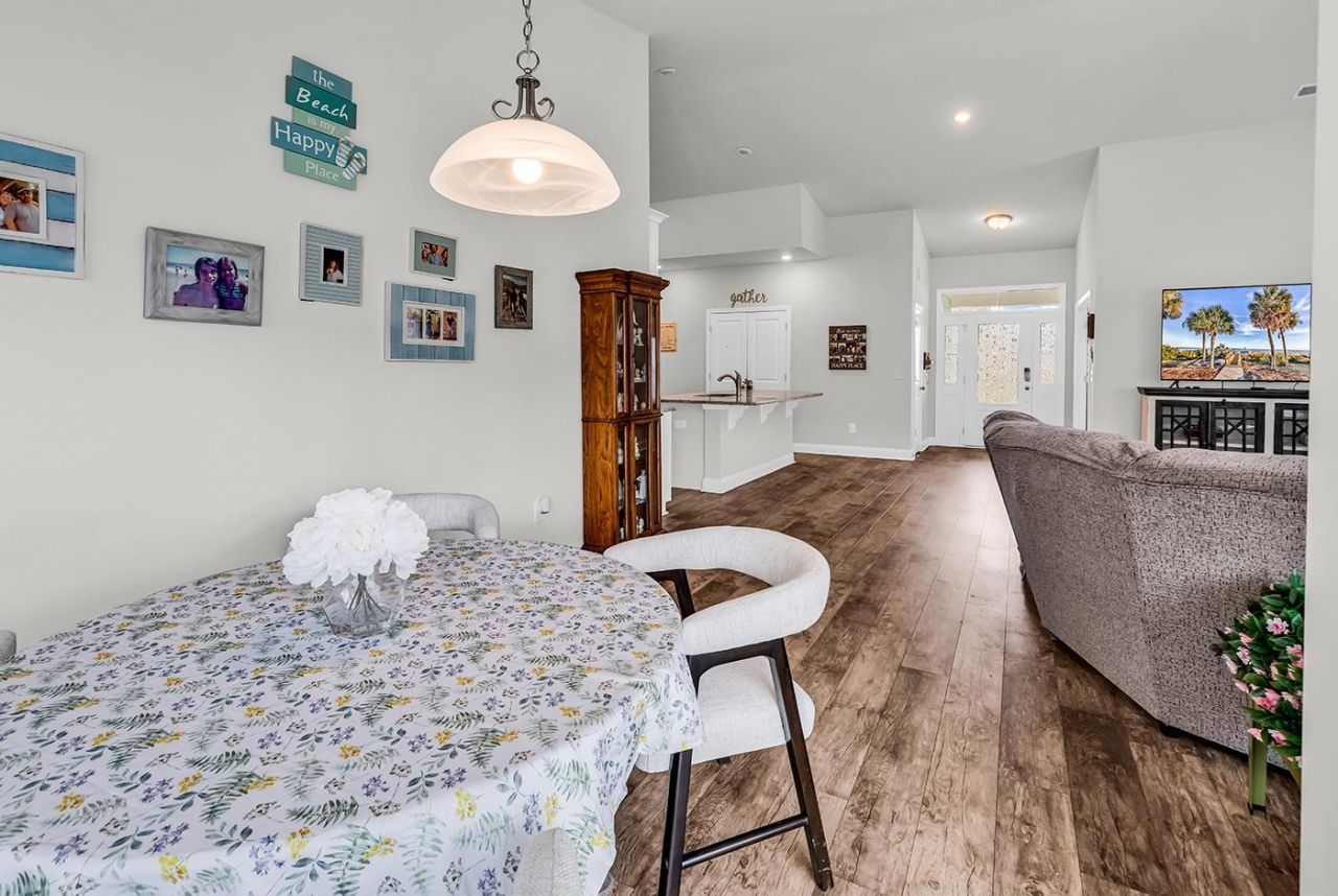 1207 Ficus Dr. Photo 13