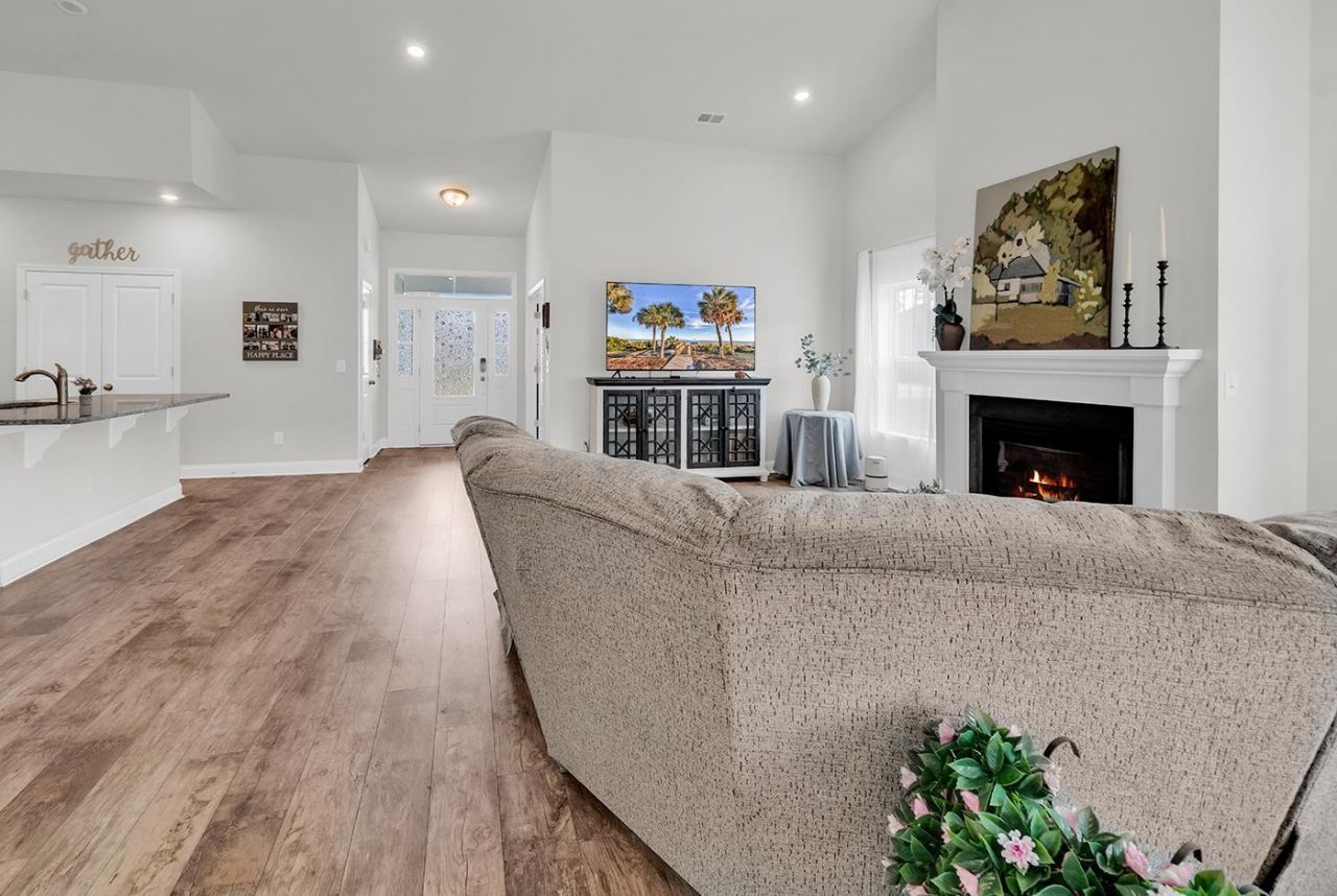 1207 Ficus Dr. Photo 14