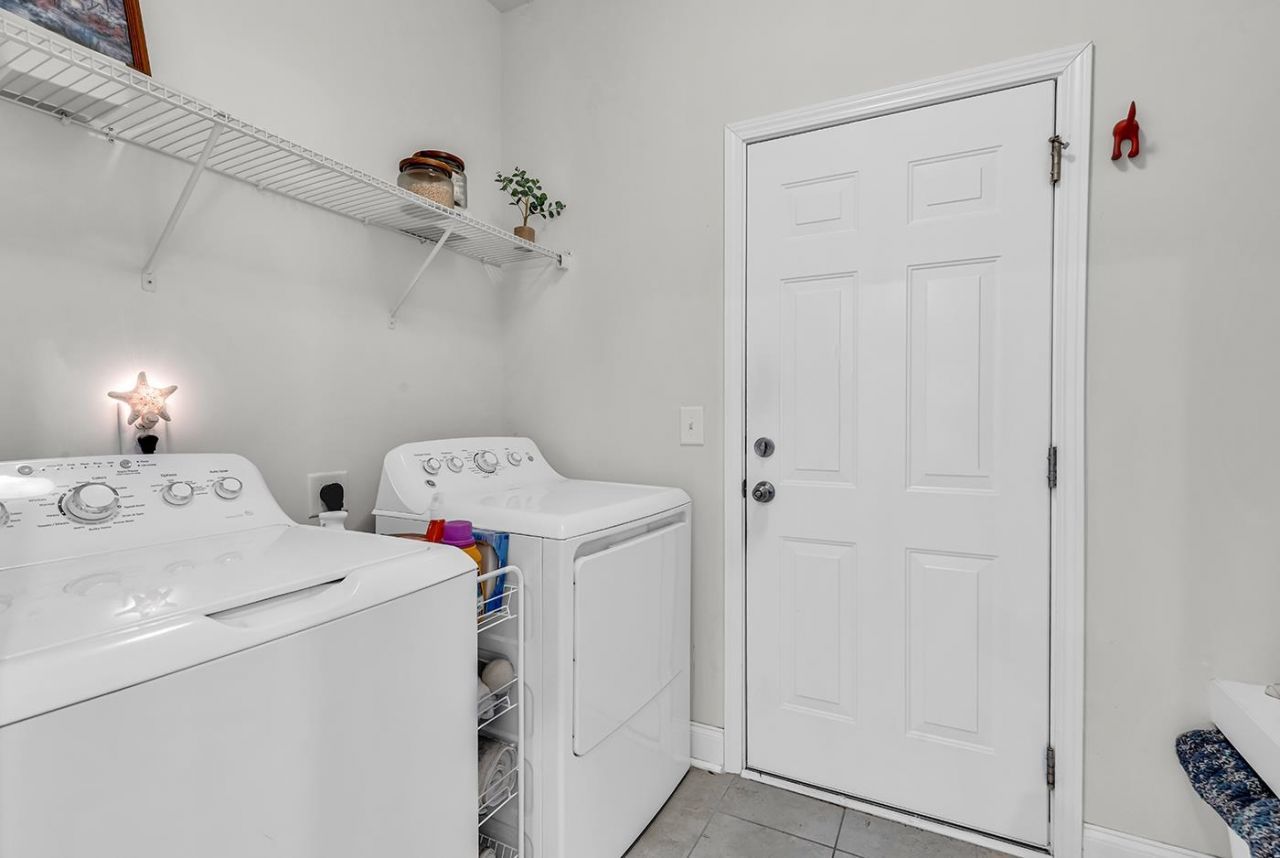 1207 Ficus Dr. Photo 19