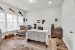 1207 Ficus Dr. photo 4