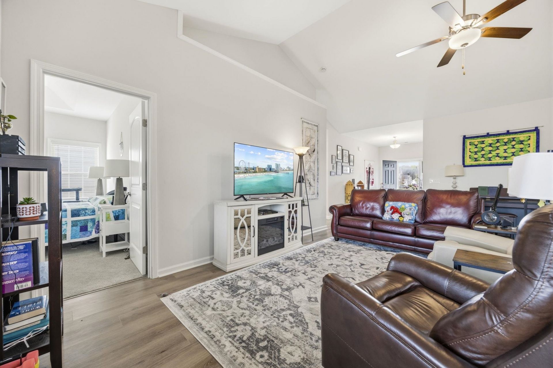 1008 Cypress Shoal Dr. Photo 10