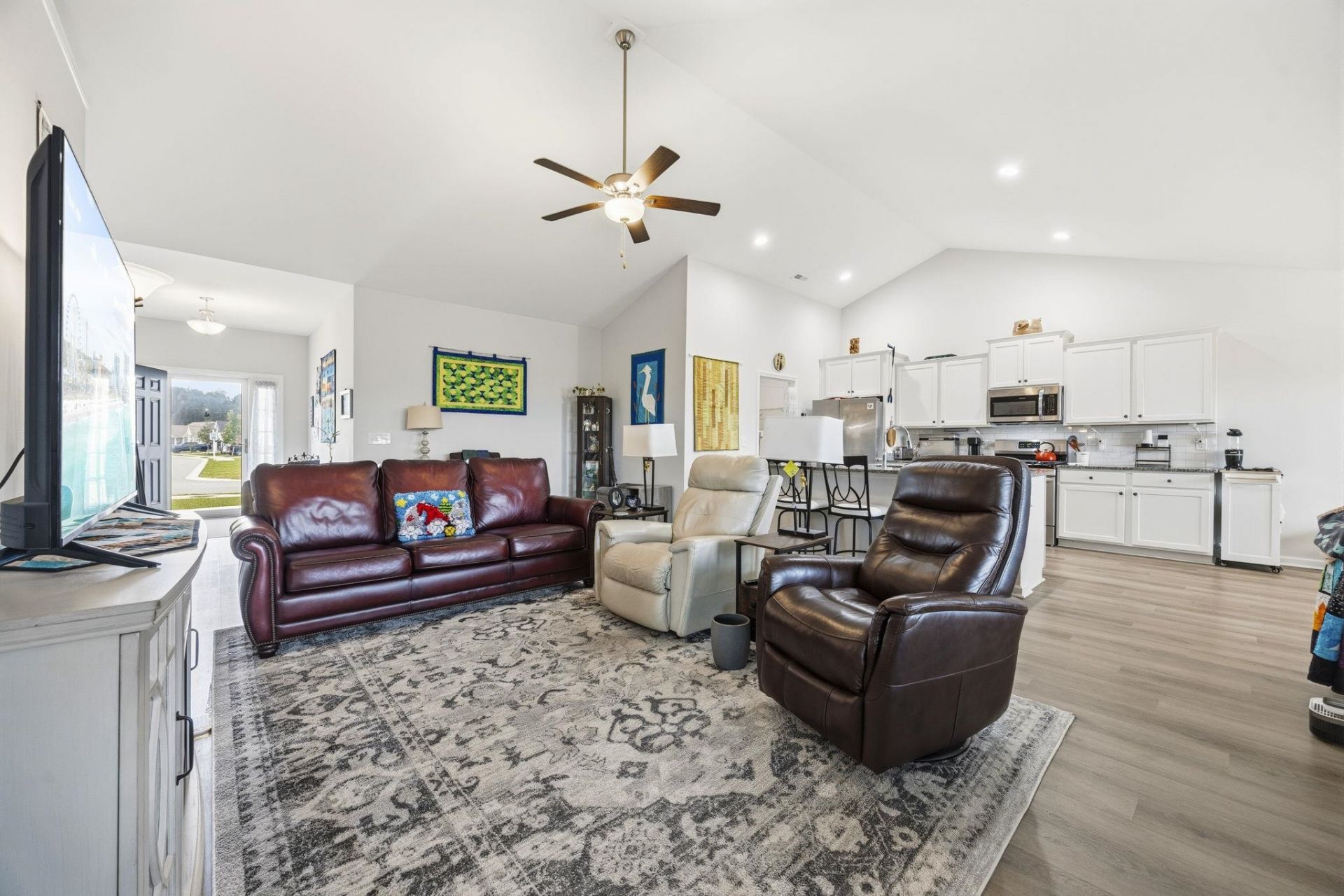 1008 Cypress Shoal Dr. Photo 9