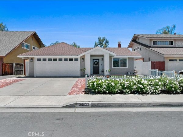 25532 Oak Leaf, Laguna Hills, CA 92653