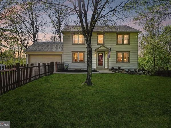 1407 BAYSHIRE, HERNDON, VA 20170