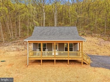 859 MOUNTAIN SLOPE LANE, FORT VALLEY, VA 22652