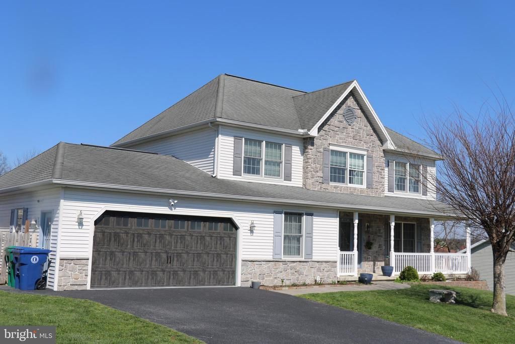 6102 FIRESIDE CIRCLE , HARRISBURG, PA 17109