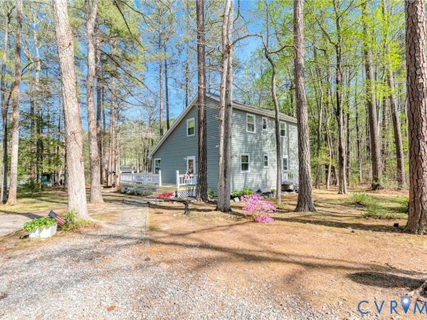 1012 Lake Heritage Drive , Ruther Glen, VA 22546