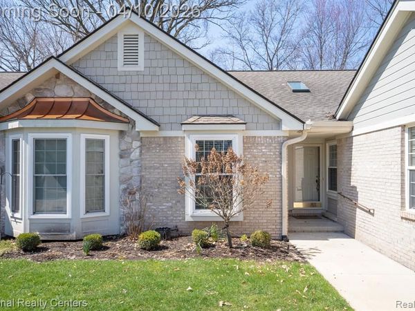 41642 Haggerty Woods Court, CANTON, MI 48187