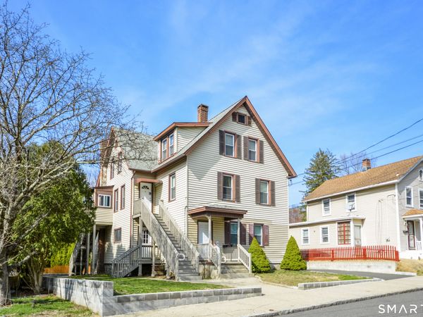 51 Locke , Ansonia, CT 06401