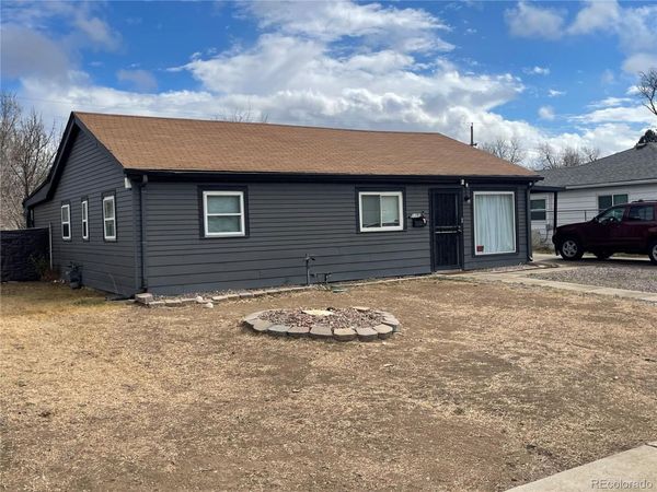 1250 Worchester Street , Aurora, CO 80011