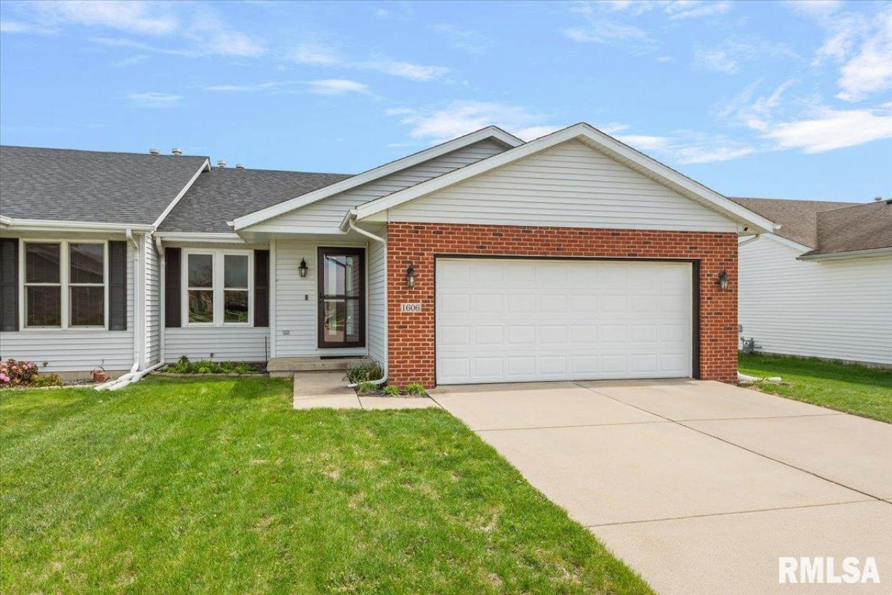 1606 Tern Place, Springfield, IL 62711 Main Photo