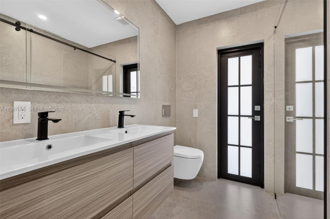 607 Layne Blvd , Hallandale Beach, FL 33009 Photo