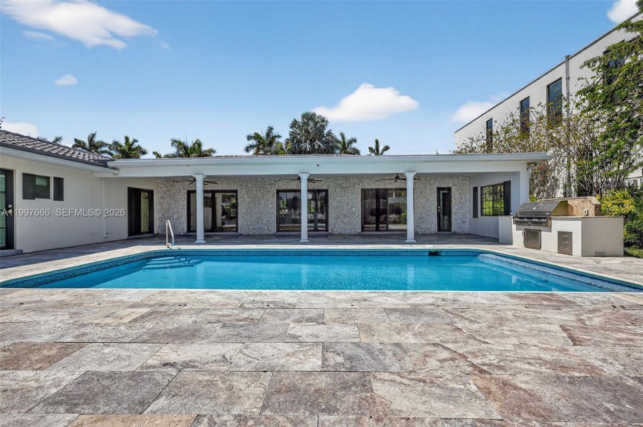 607 Layne Blvd , Hallandale Beach, FL 33009 Photo