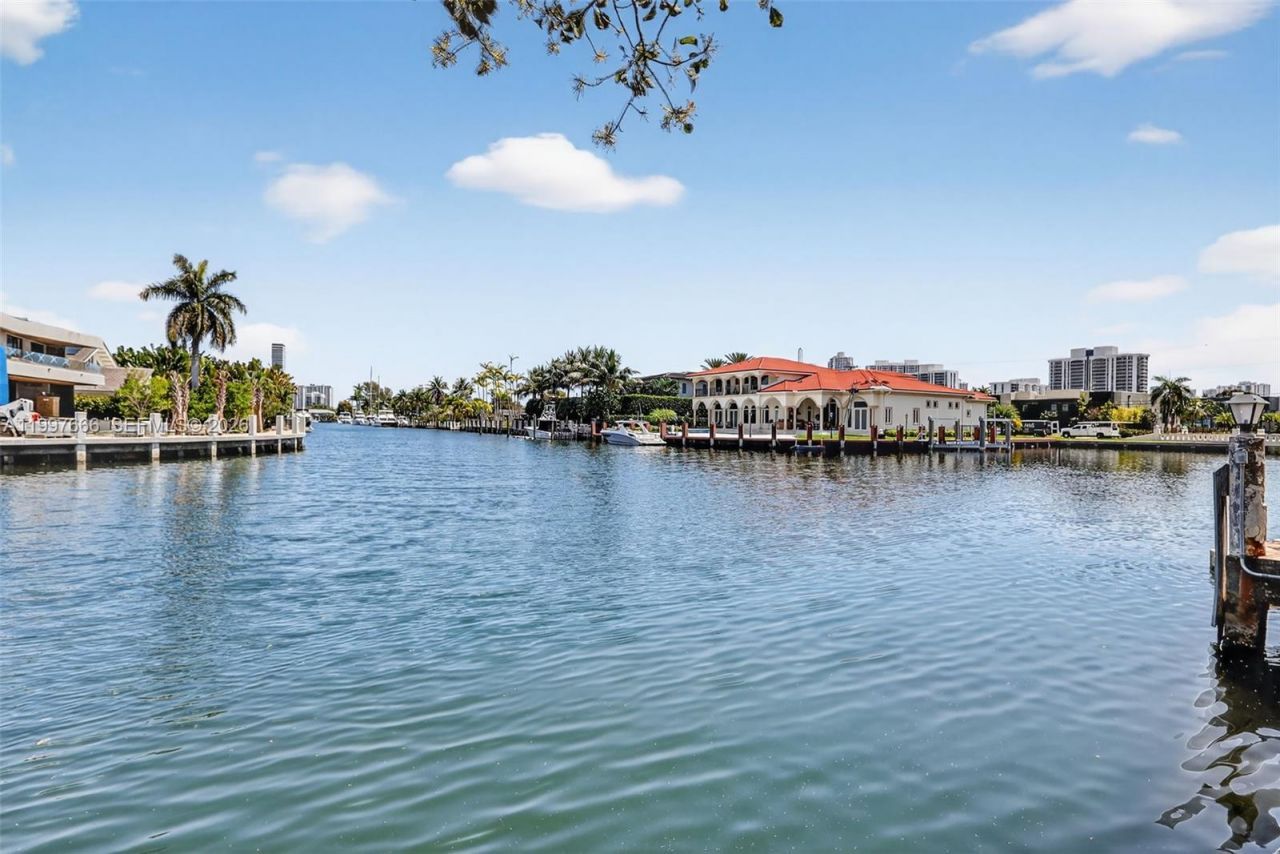 607 Layne Blvd , Hallandale Beach, FL 33009 Photo