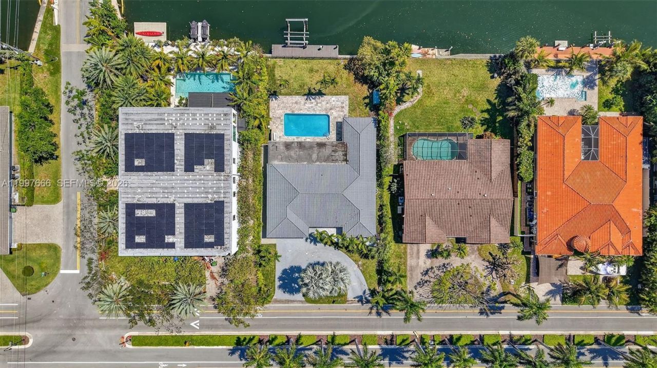 607 Layne Blvd , Hallandale Beach, FL 33009 Photo