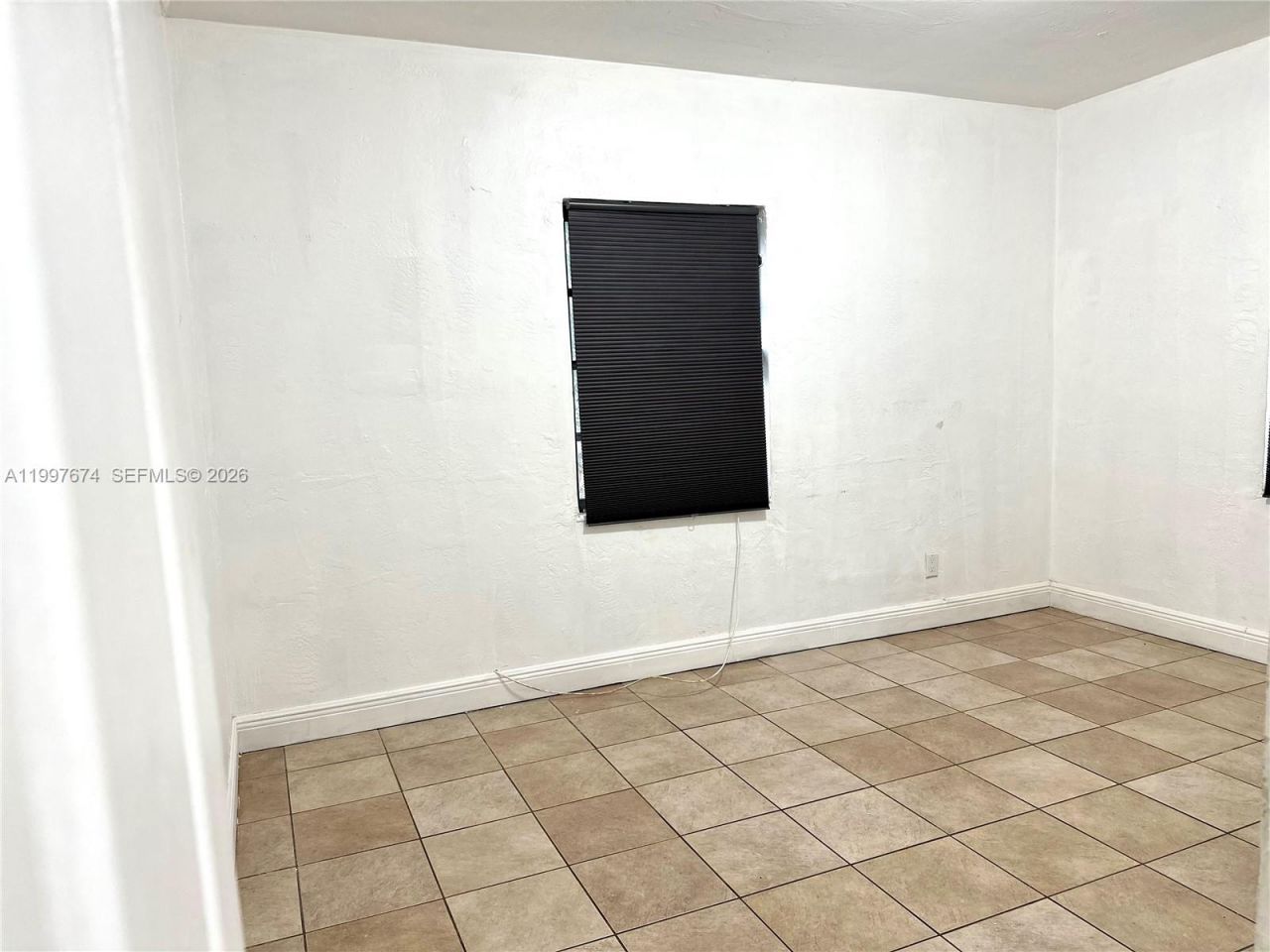 1941 NE 157th Ter , North Miami Beach, FL 33162 Photo