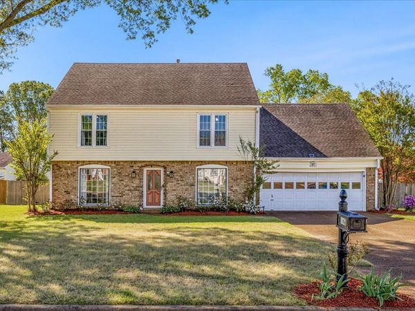 8021 BROOXIE CV, Germantown, TN 38138