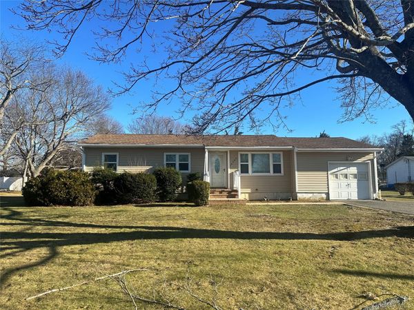 16400 County Road 48, Cutchogue, NY 11935