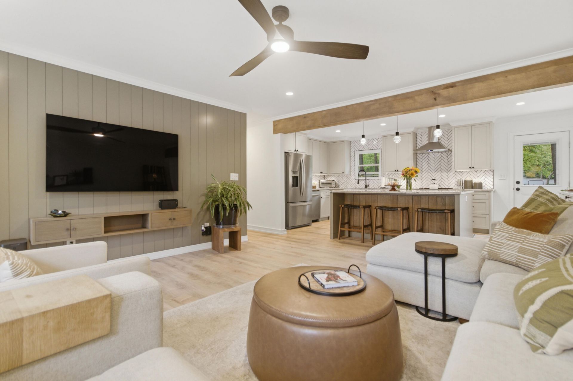 3623 Marshfield Road Photo 8