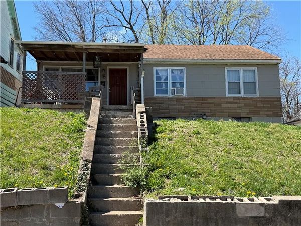 340 N Topping Avenue, Kansas City, MO 64123