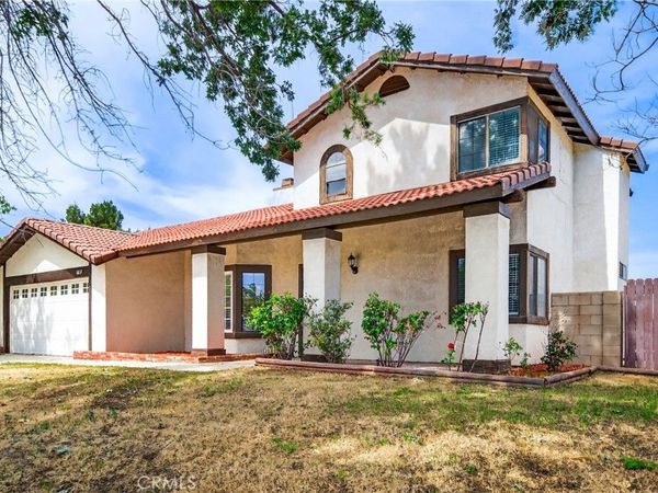 1617 La Palma, Palmdale, CA 93550