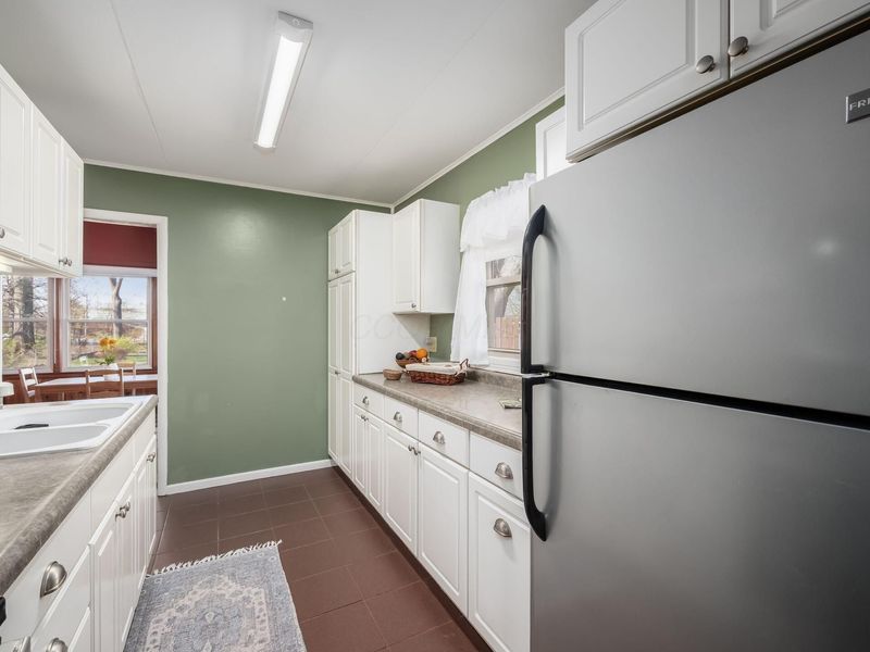 60 Orchard Heights, Delaware, OH 43015 Photo 12