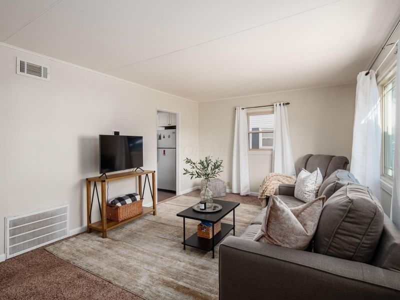 60 Orchard Heights, Delaware, OH 43015 Photo 6