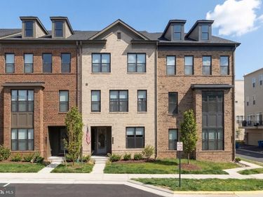 42338 NELSONVILLE TERRACE, BRAMBLETON, VA 20148