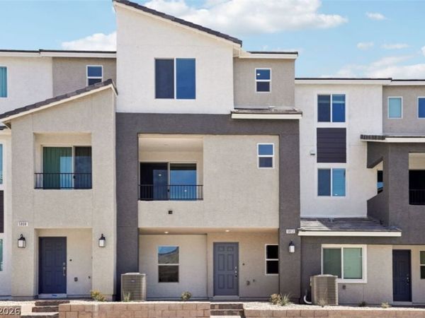 5812 Wisteria Walk Street, Las Vegas, NV 89148