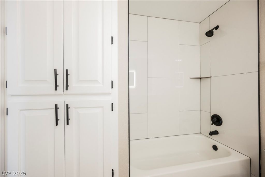 601 Sandy Drive , Henderson, NV 89002