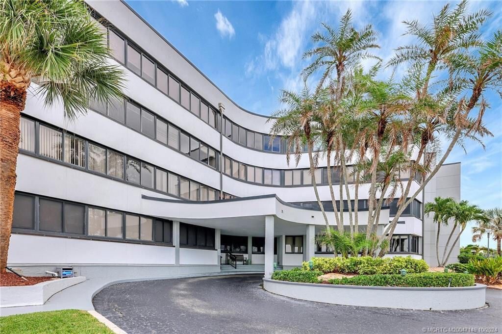 1357 NE Ocean Boulevard, Unit 312, Stuart, FL 34996 Photo
