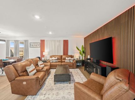 8488 Anker Way, Elk Grove, CA 95757 Photo