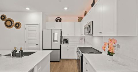 8488 Anker Way, Elk Grove, CA 95757 Photo