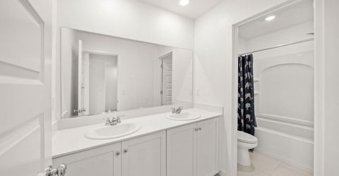 8488 Anker Way, Elk Grove, CA 95757 Photo