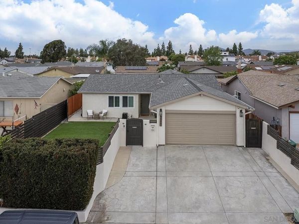 8696 Bennington, San Diego, CA 92126
