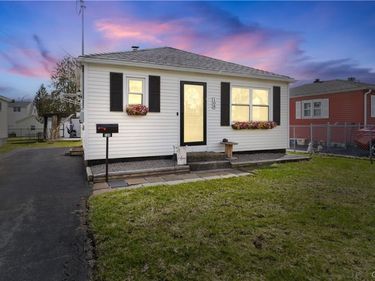 108 Hazel Avenue, East Syracuse, NY 13057