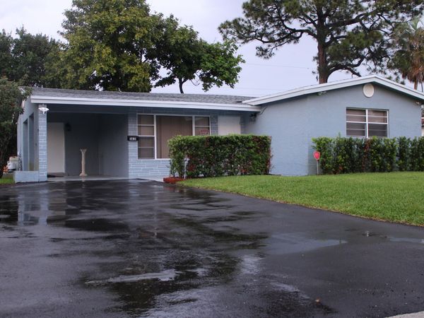 3631 NW 7th Street, Lauderhill, FL 33311