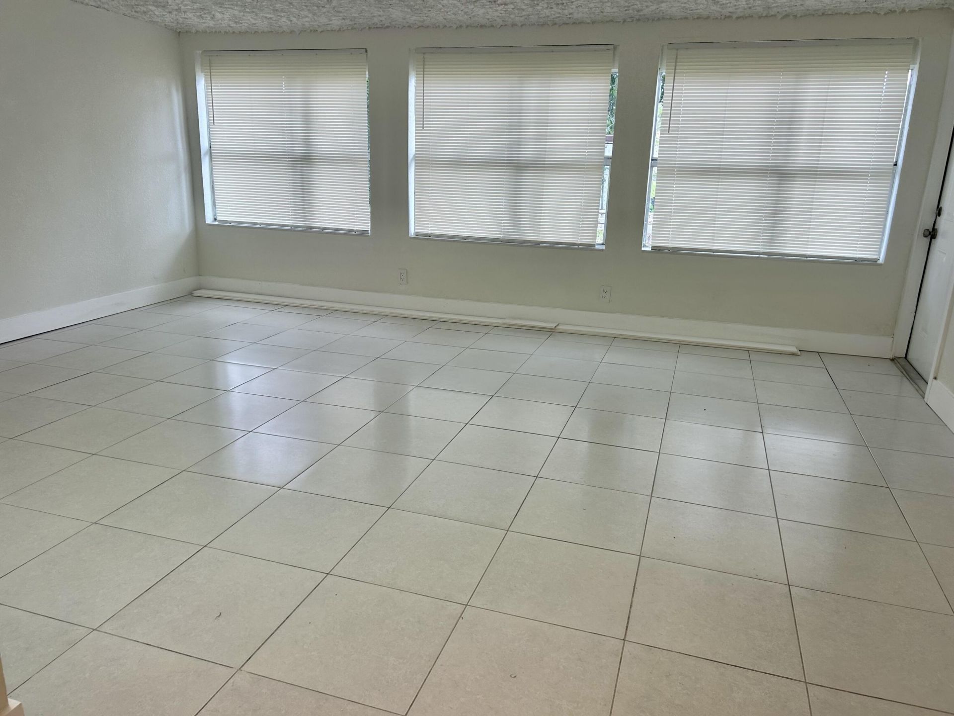 3631 NW 7th Street, Lauderhill, FL 33311 Photo