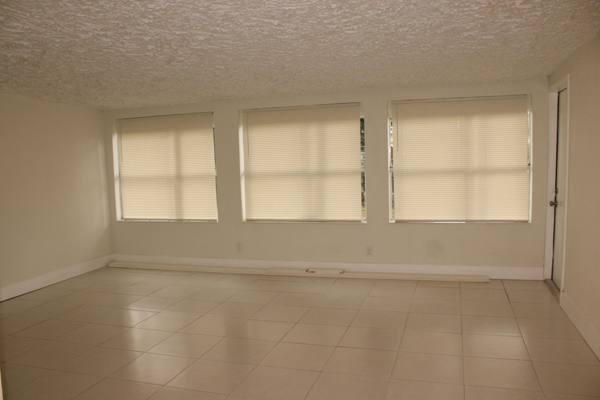 3631 NW 7th Street, Lauderhill, FL 33311 Photo