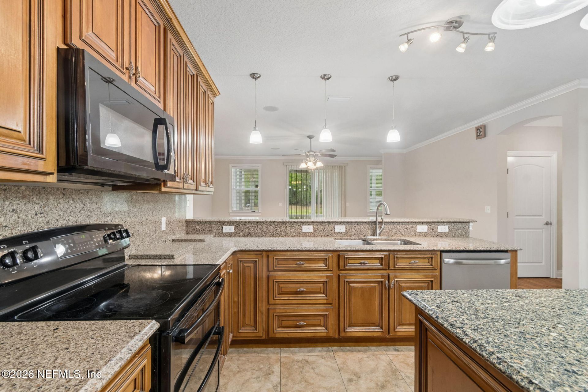 18098 Wells Road, Jacksonville, FL 32234 Photo