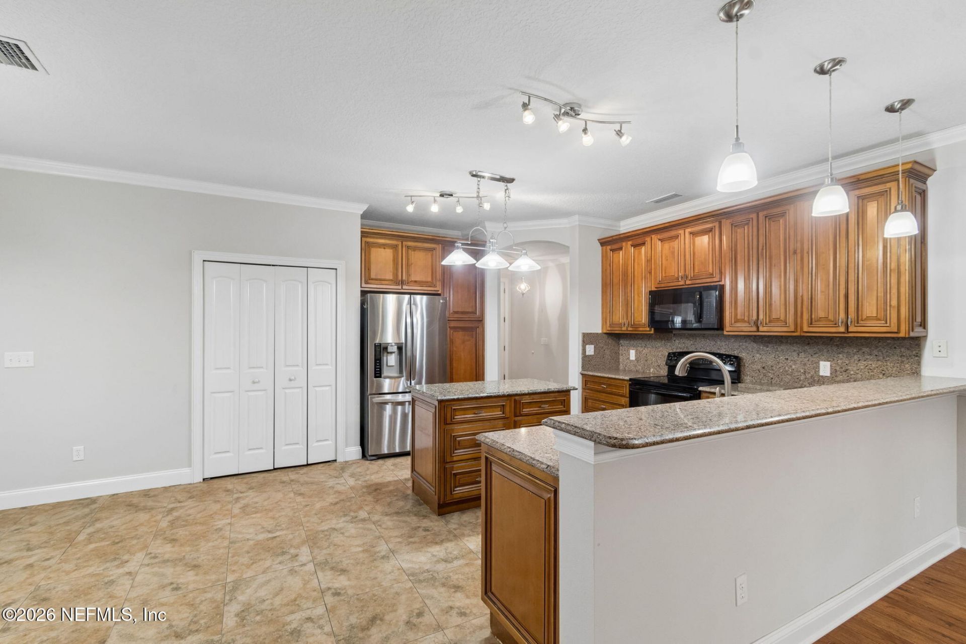 18098 Wells Road, Jacksonville, FL 32234 Photo