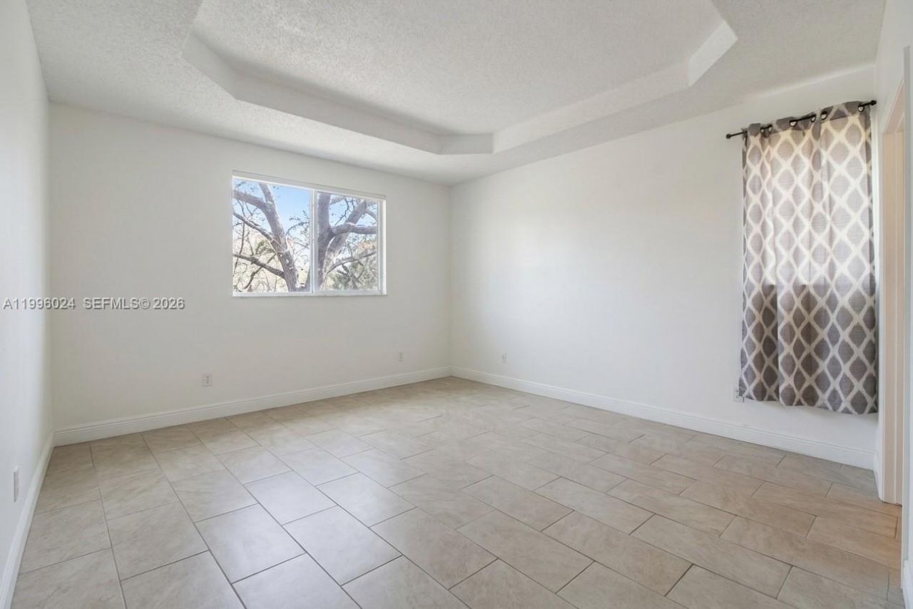 1910 SE 14th Cir, Homestead, FL 33035 Photo