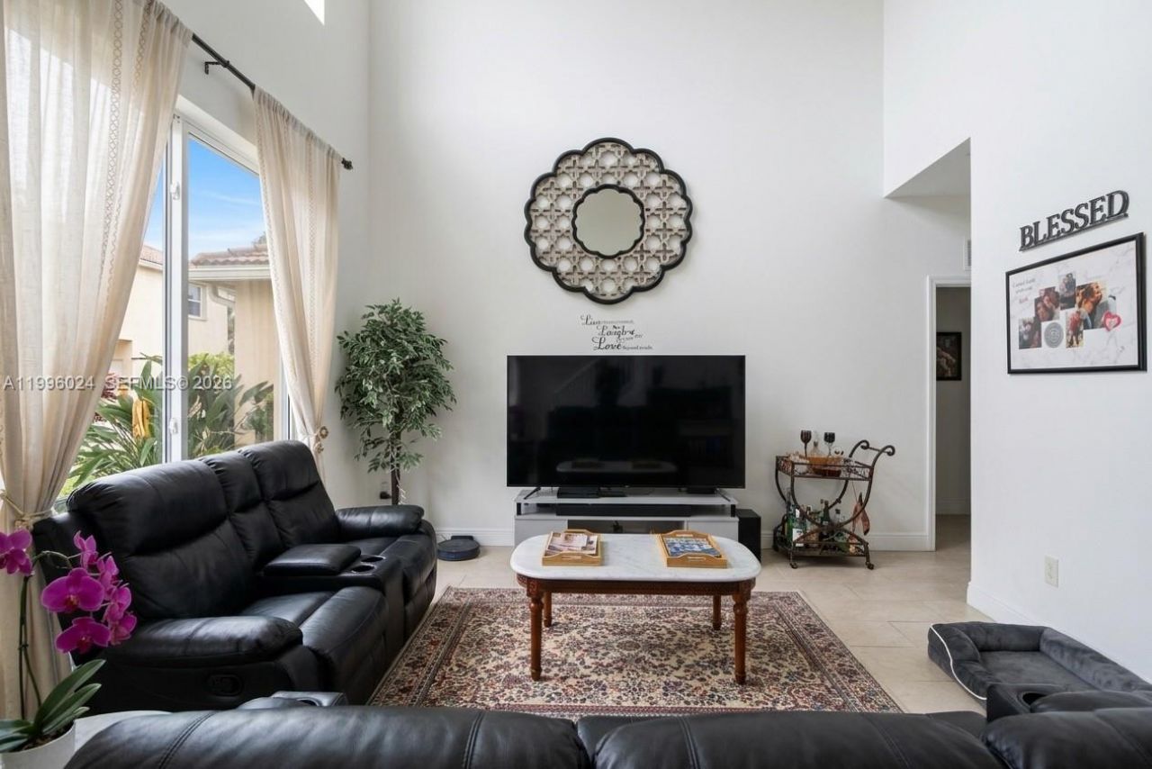 1910 SE 14th Cir, Homestead, FL 33035 Photo